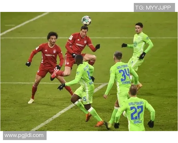 穆勒领军拜仁慕尼黑:德甲比赛制胜球带队升至榜首